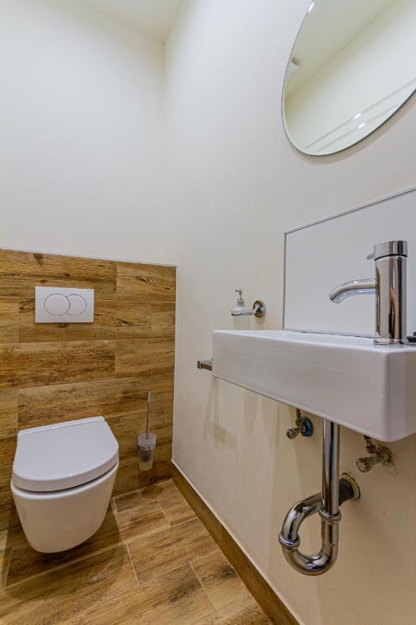 Supercentral Boutique Suite Budapest Luaran gambar
