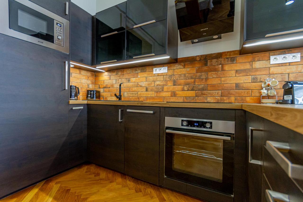 Supercentral Boutique Suite Budapest Luaran gambar