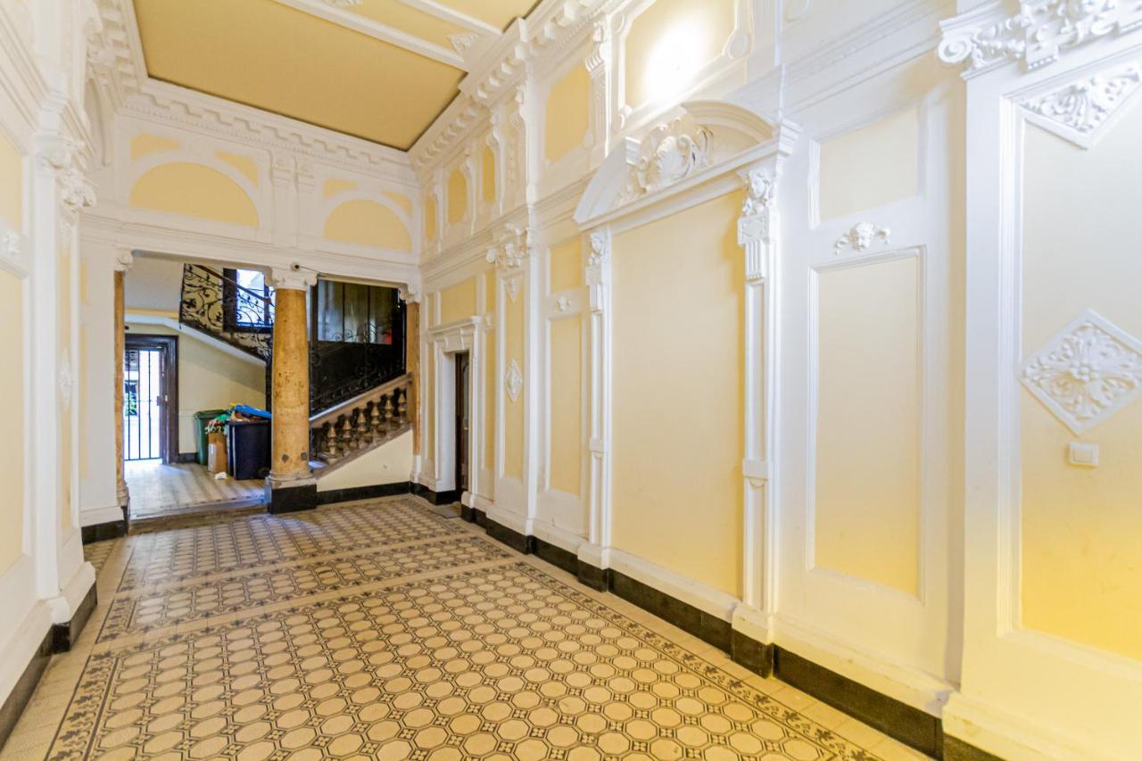 Supercentral Boutique Suite Budapest Luaran gambar